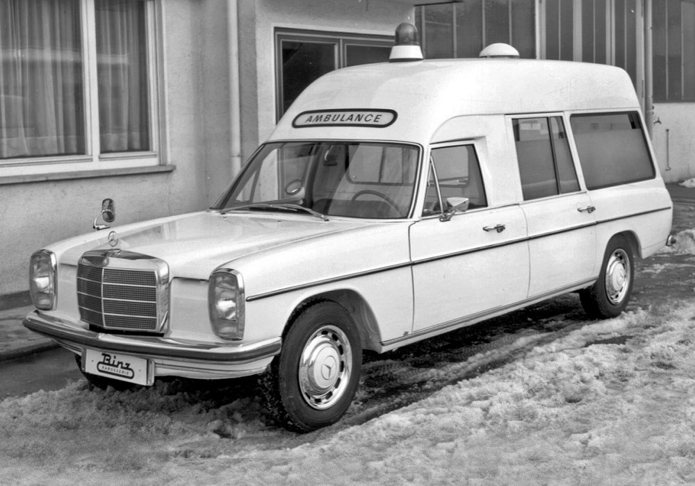 Binz Mercedes-Benz 230 L Ambulance, 1972