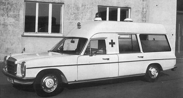 Binz Mercedes-Benz 230 L Ambulance, 1972