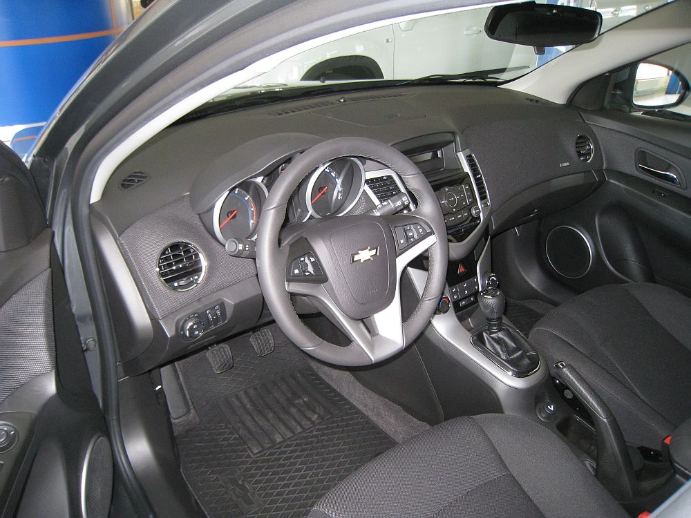 Chevrolet Cruze 1.6 LT+, 2012