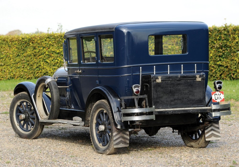 Falcon Knight Model 12 Sedan, 1928