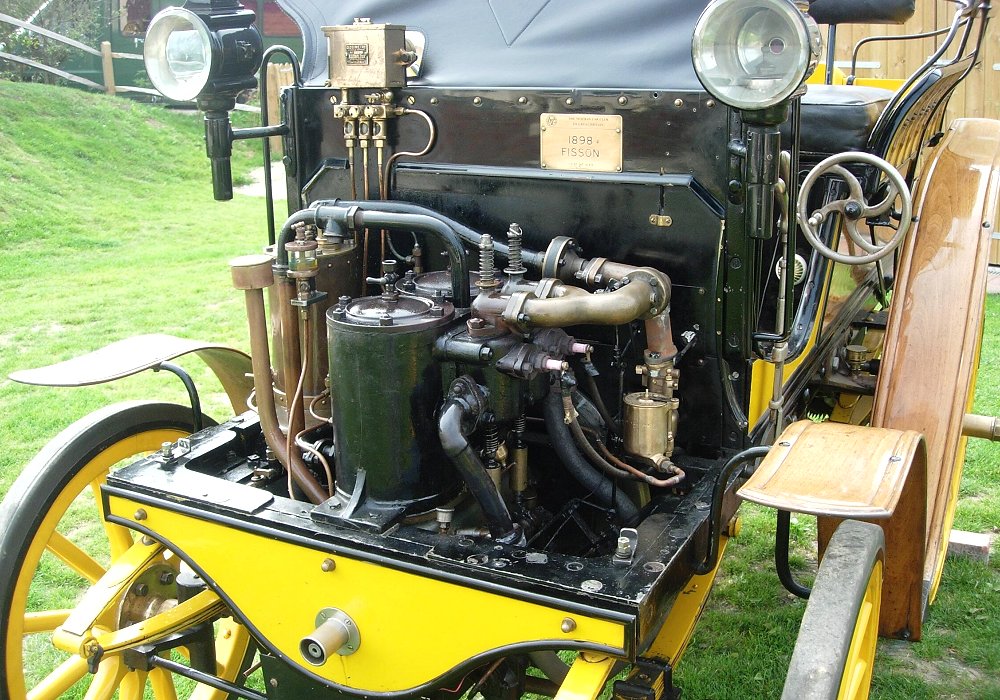Fisson 8 HP Tonneau