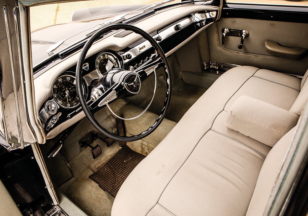 Lancia Flaminia Berlina