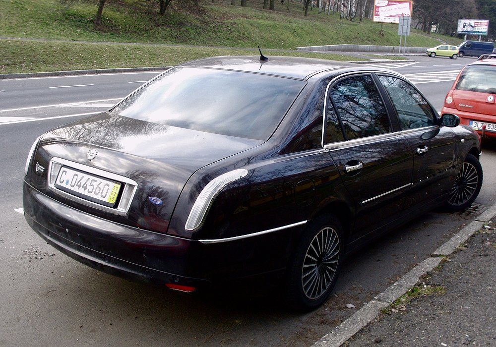 Second Hand Lancia Thesis 0 Turbo for Sale in the USA
