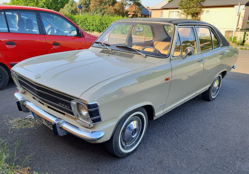 Opel Olympia 1100 SR