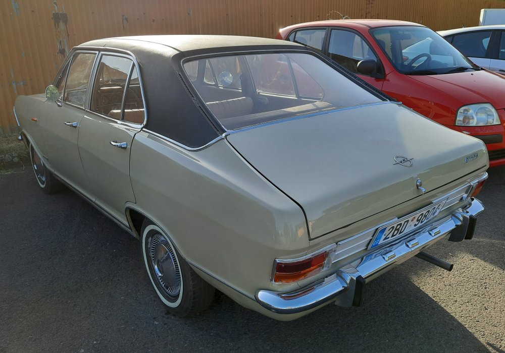 Opel Olympia 1100 SR