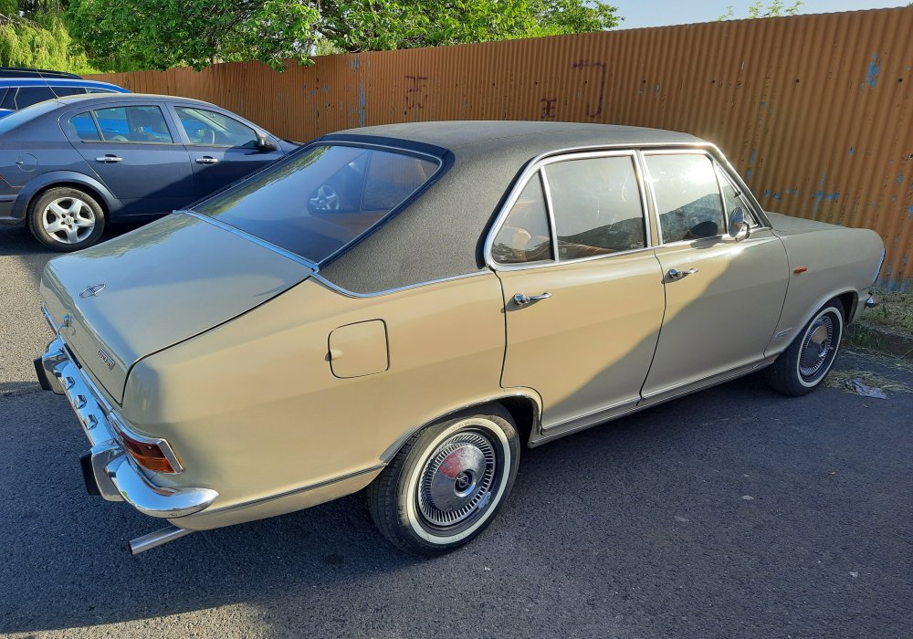 Opel Olympia 1100 SR