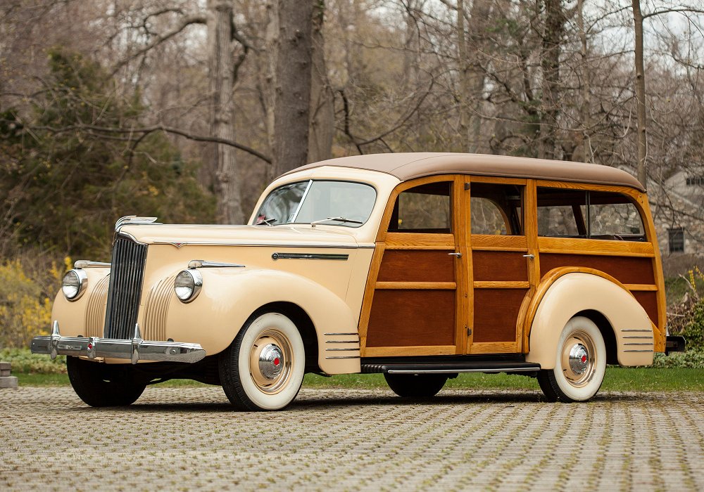 Packard 110 DeLuxe Station Wagon, 1941