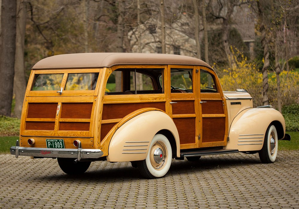 Packard 110 DeLuxe Station Wagon, 1941