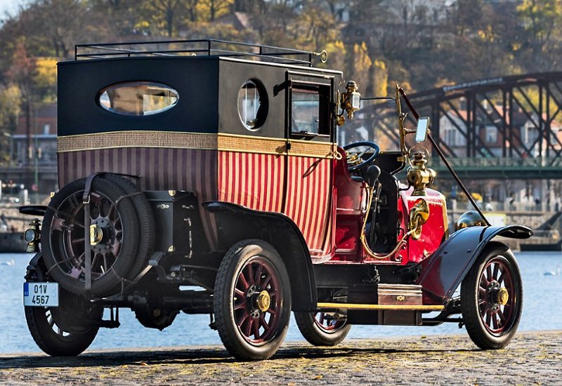 Panhard-Levassor X25