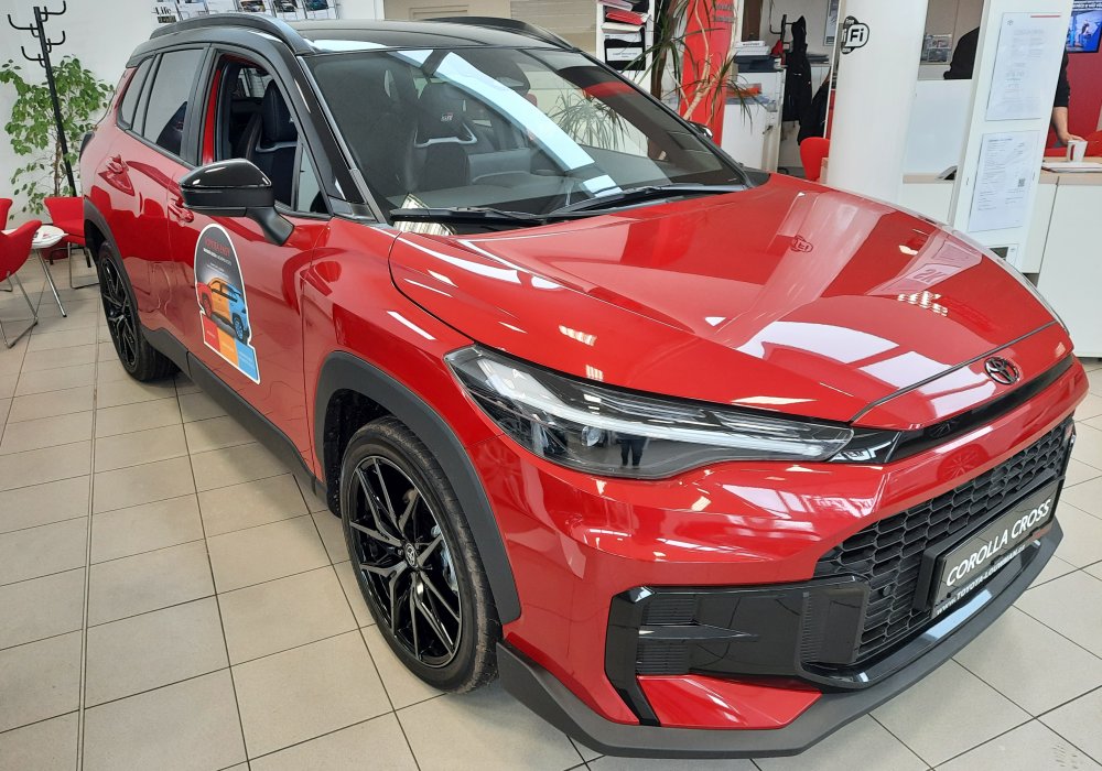 Toyota Corolla Cross 2.0 Hybrid 200 AWD GR Sport, 2025