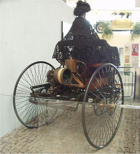 Benz Patent-Motorwagen Nachbau, 1886