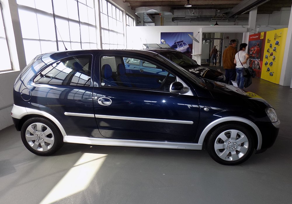 Opel Corsa 1.2 16V Blue&Silver, 2003