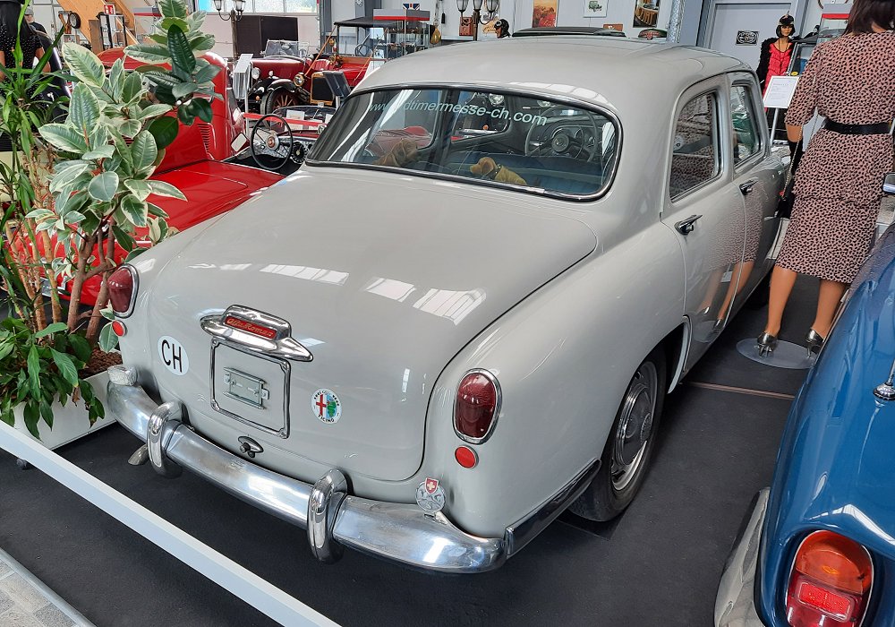 Alfa Romeo 1900 Super Berlina, 1954