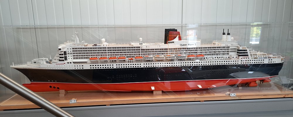 Queen Mary 2