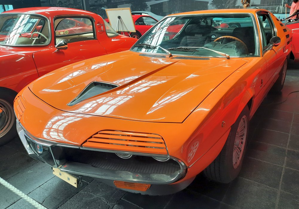 Alfa Romeo Montreal