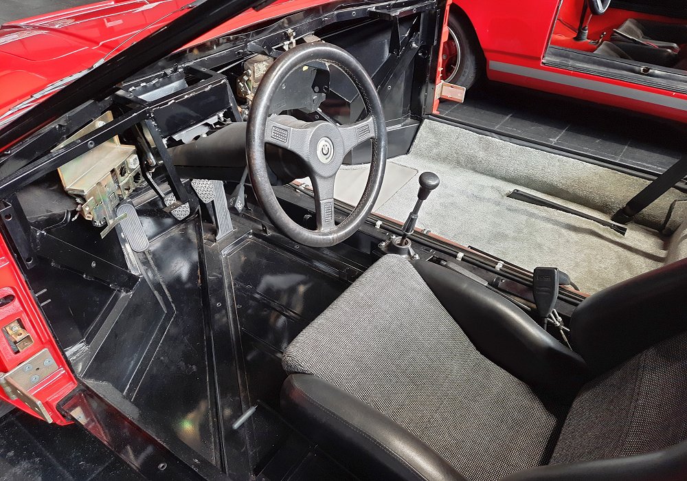 BMW M1