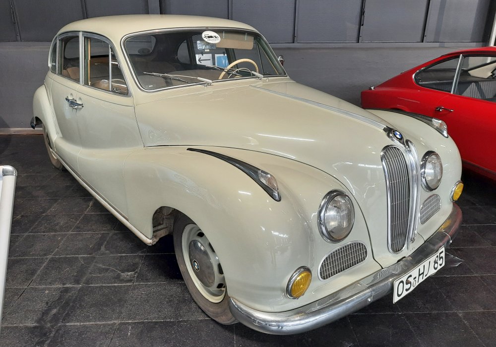 BMW 501 V8