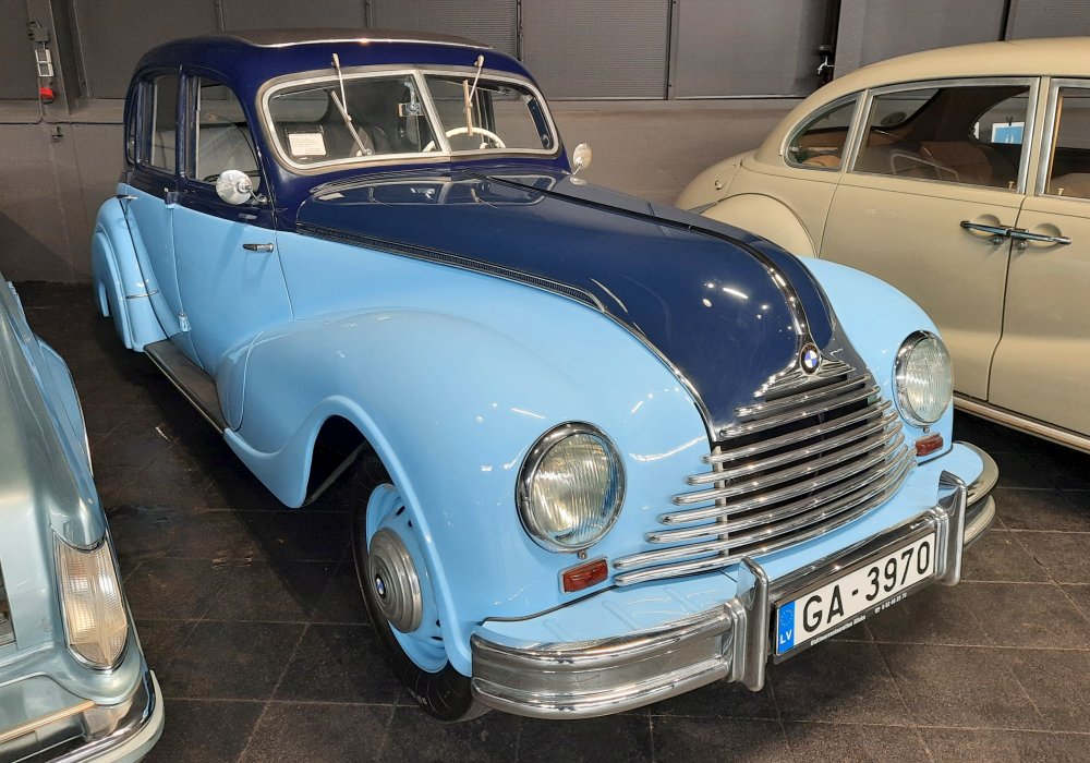 BMW 340-0