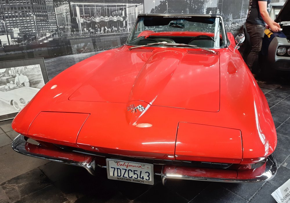 Chevrolet Corvette Sting Ray Convertible 365 HP, 1965