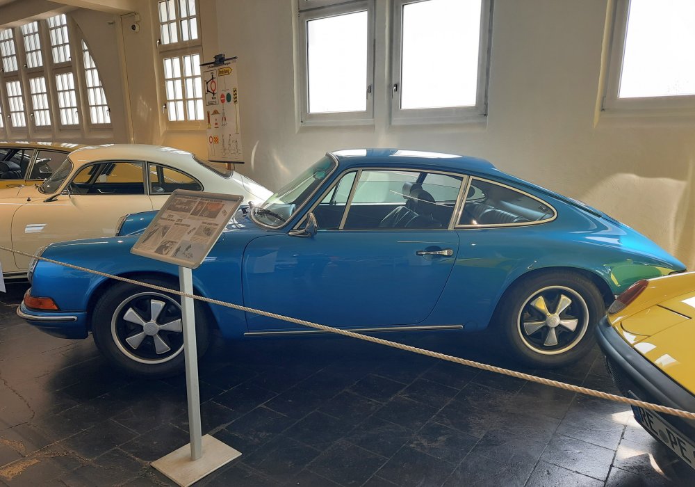 Porsche 911 T 2.4