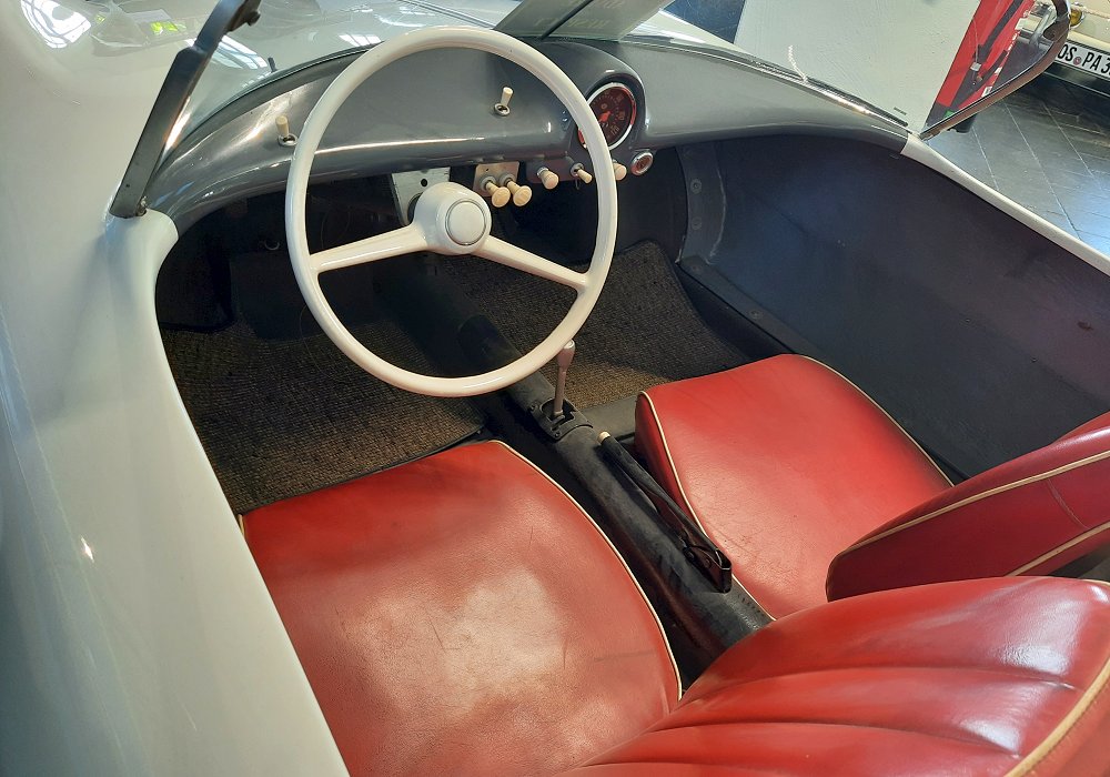 Buckle Goggomobil 400 Dart