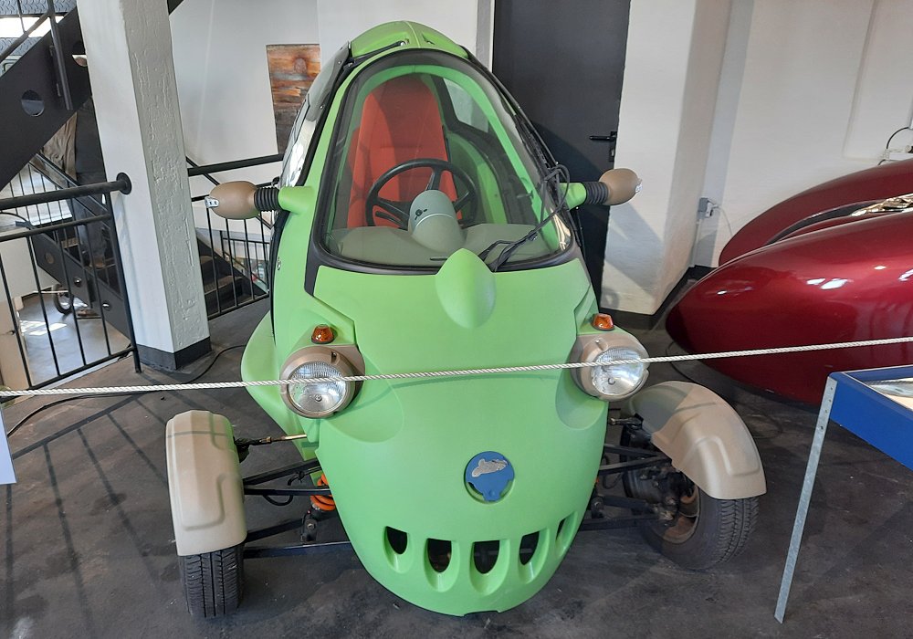 SAM EV 03 00