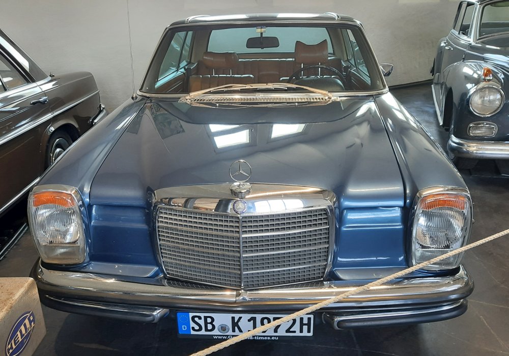 Mercedes-Benz 250 CE