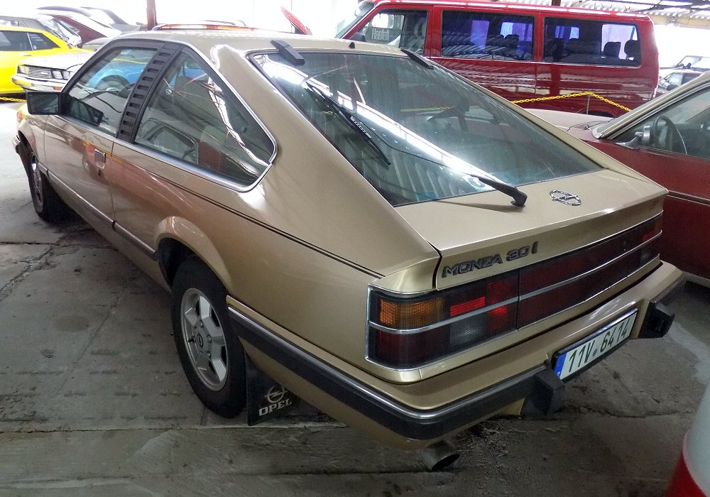 Opel Monza 3.0 i, 1985