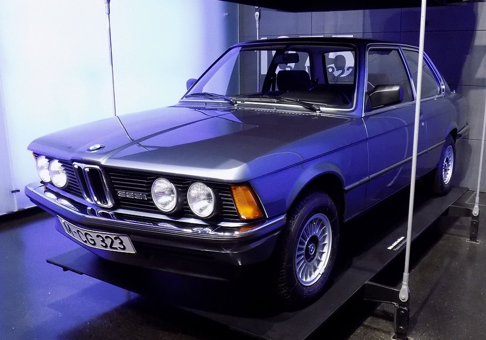 BMW 323i, 1979