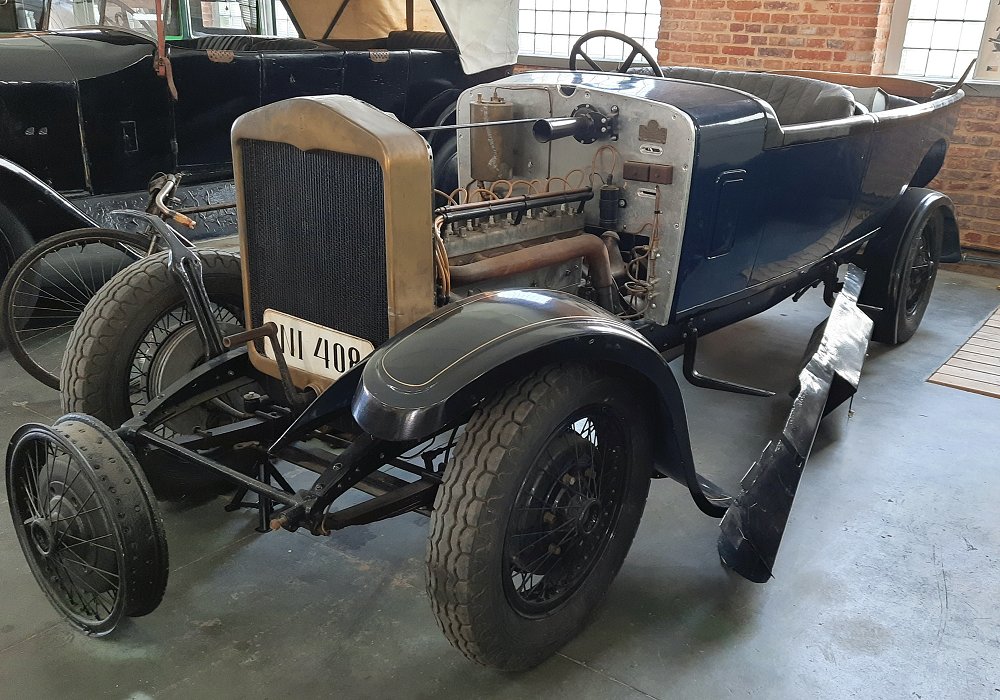 Praga Grand 8 17/60 HP, 1928