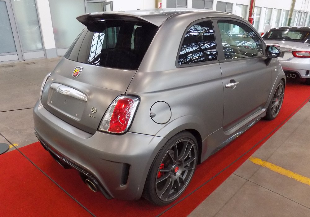 Abarth 695 Biposto
