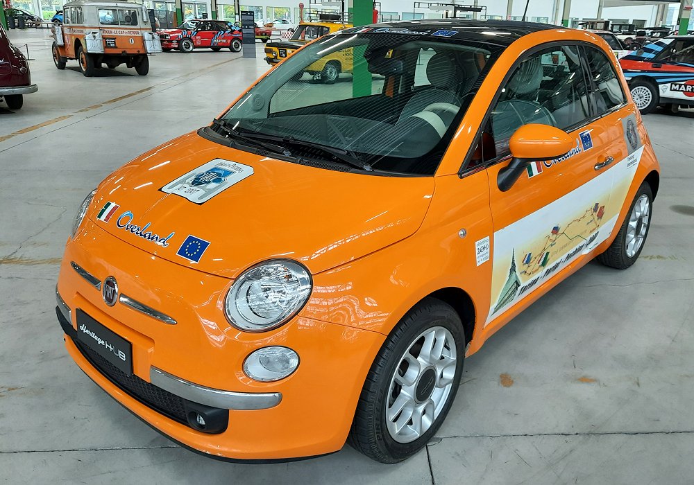 Fiat 500 Overland