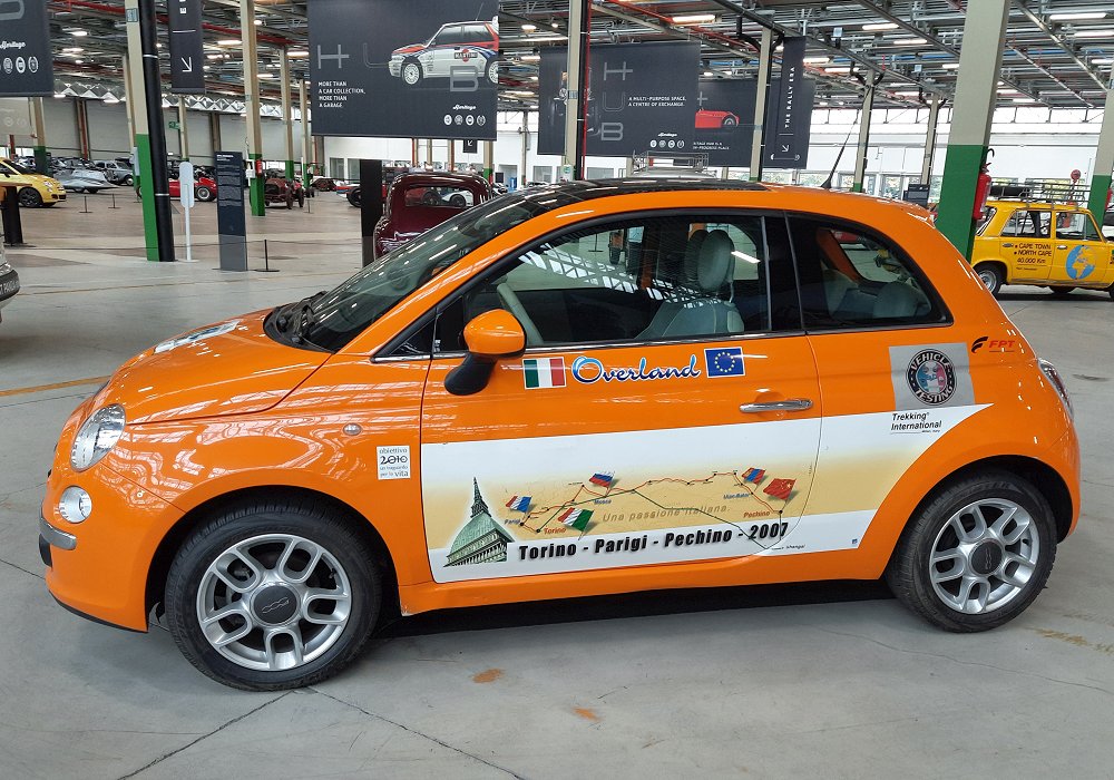 Fiat 500 Overland