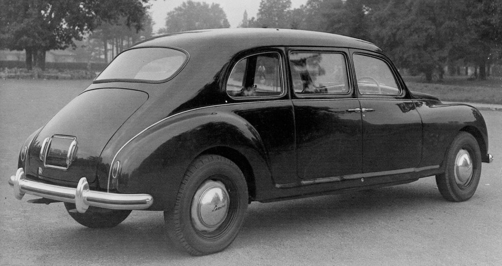 Lancia Aurelia B15 Berlina Lunga, 1952