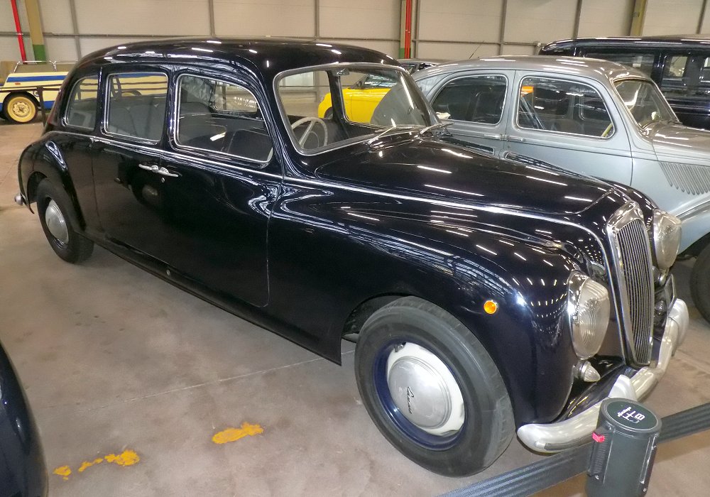 Lancia Aurelia B15 Berlina Lunga, 1952