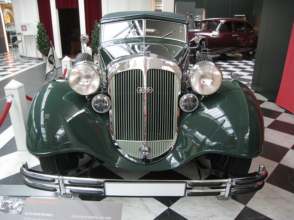 Horch 853, 1936
