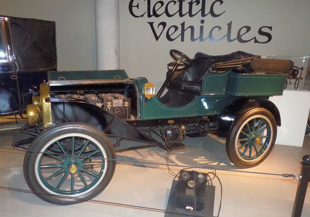 Baker Electric Roadster Model M, 1908