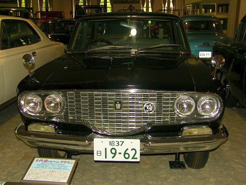 Toyopet Crown RS41