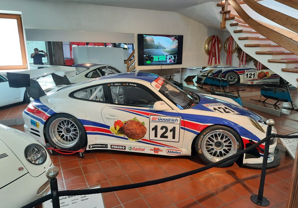 Porsche 911 GT3 RSR Frikadelli Racing, 2008