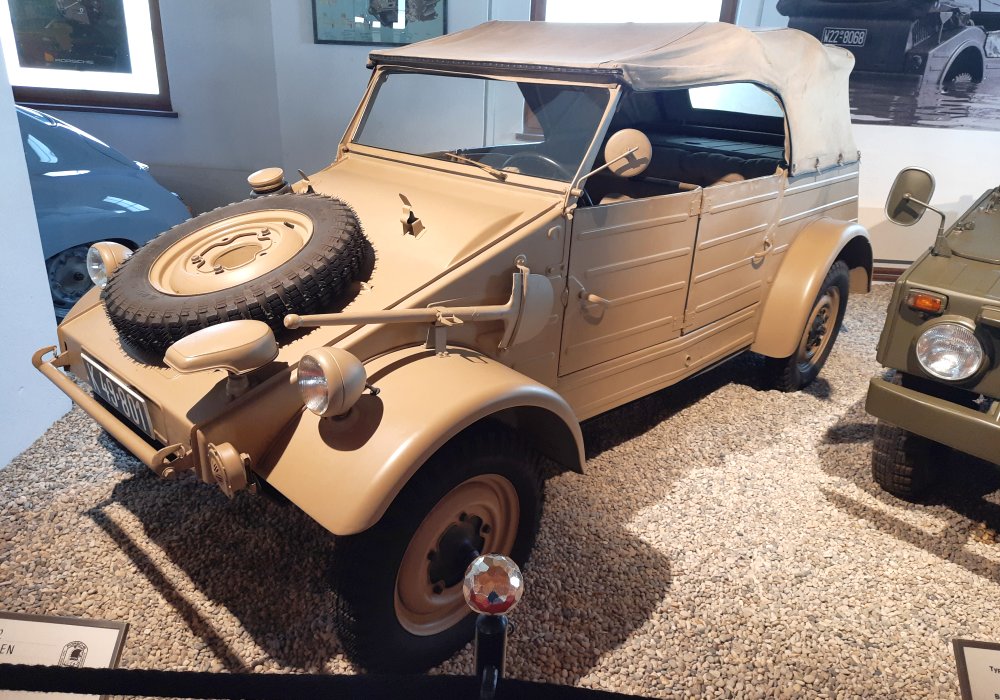 Volkswagen KdF 82 Kbelwagen