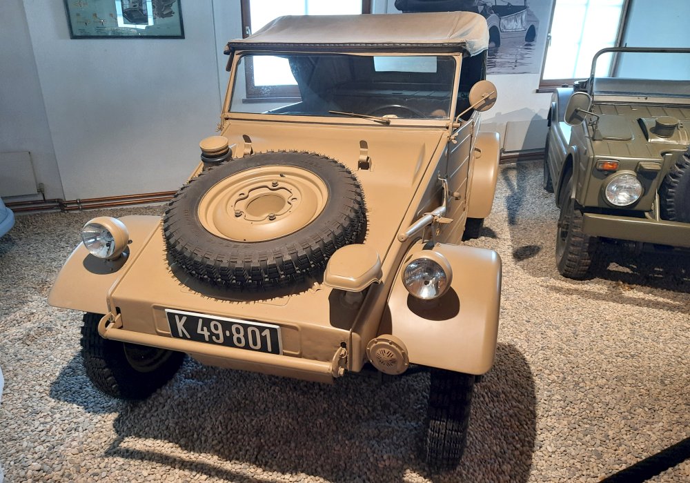 Volkswagen KdF 82 Kbelwagen