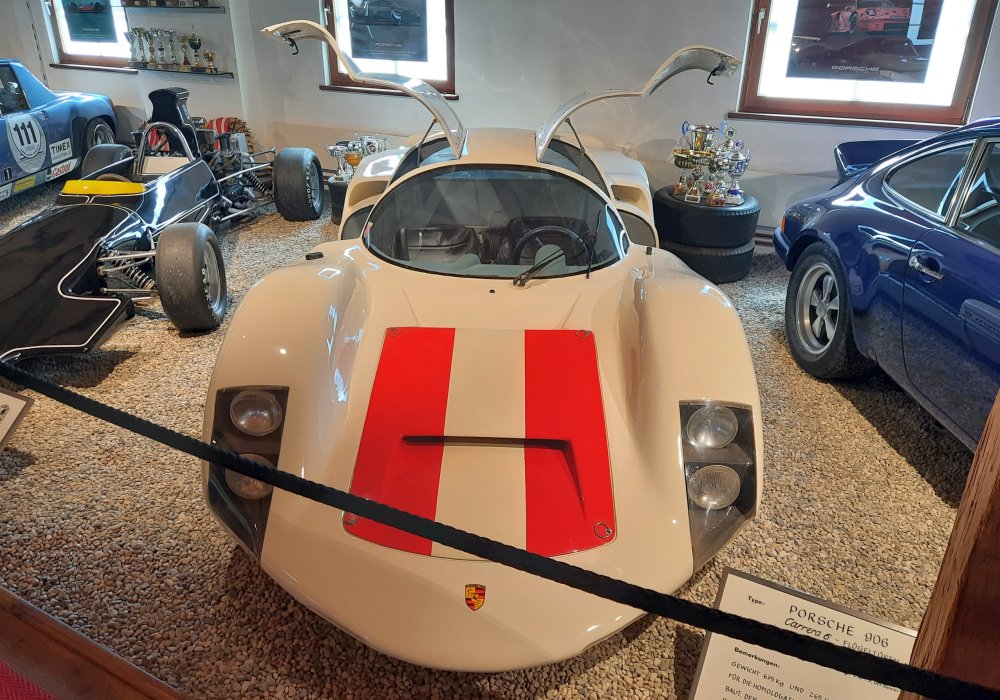 Porsche 906 Carrera 6