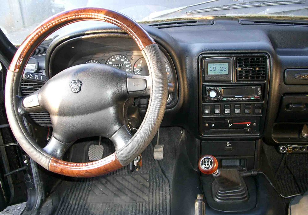 GAZ 3110 Volga, 2000