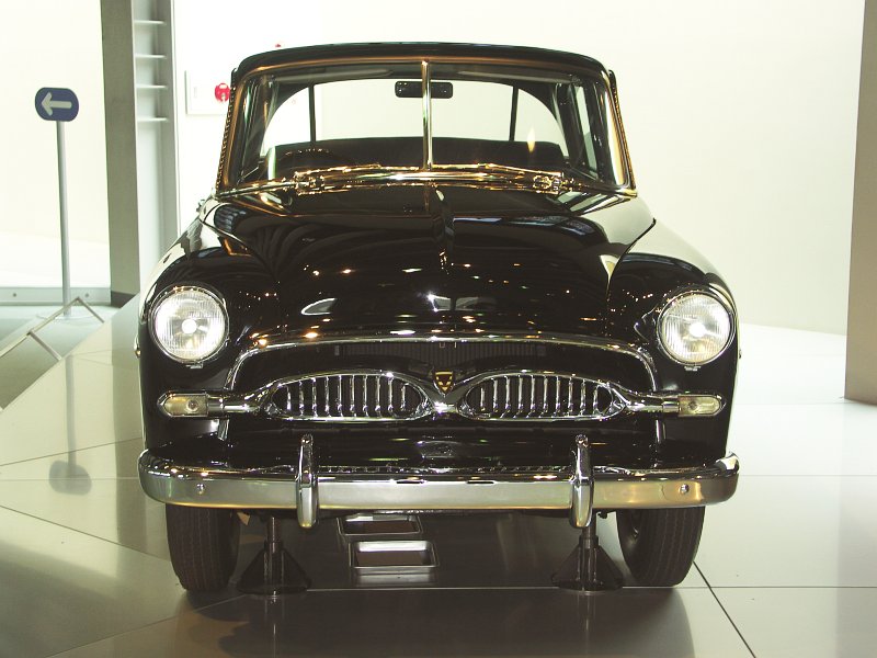 Toyopet Crown RS