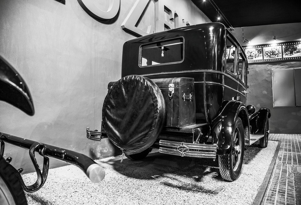 Whippet Six 98 A Sedan, 1928