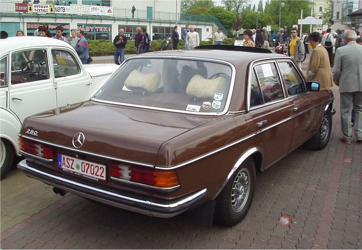 Mercedes-Benz 280, 1976