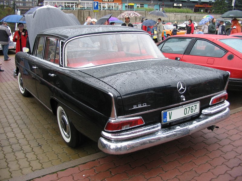 Mercedes-Benz 220 b, 1964