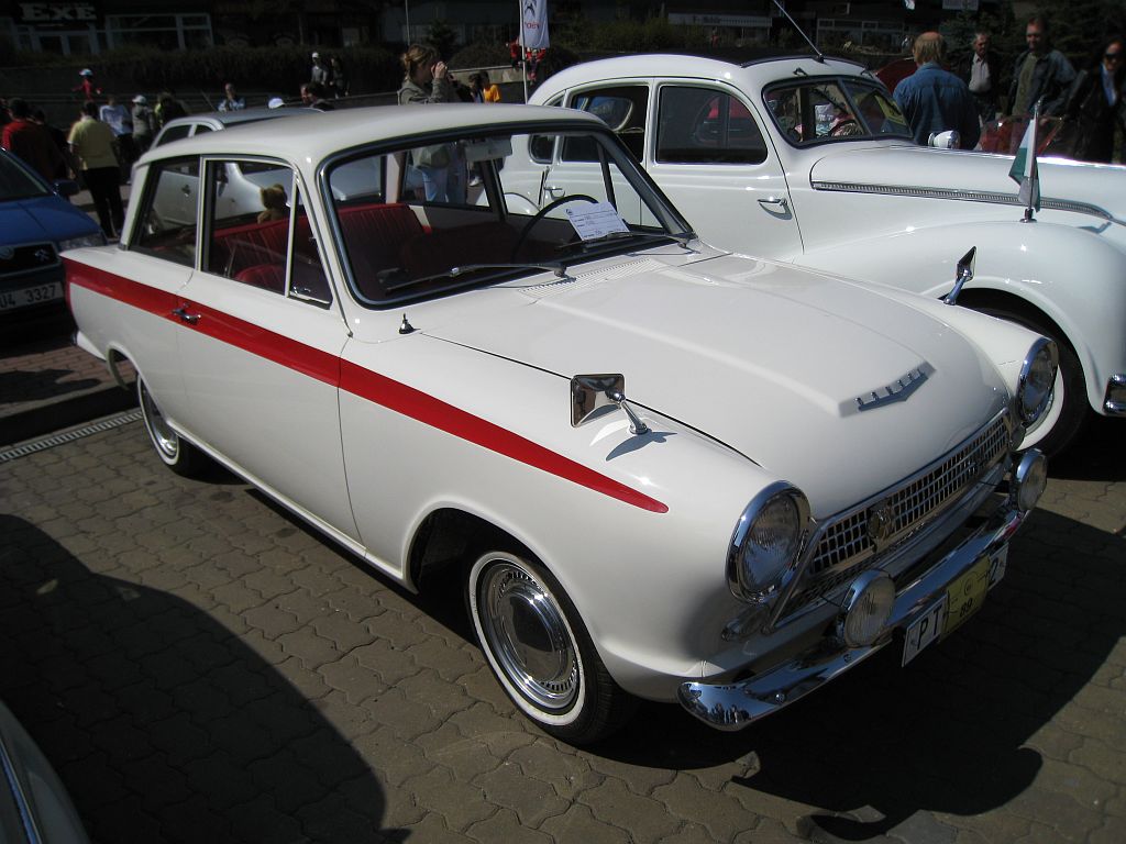 Ford Consul Cortina, 1964