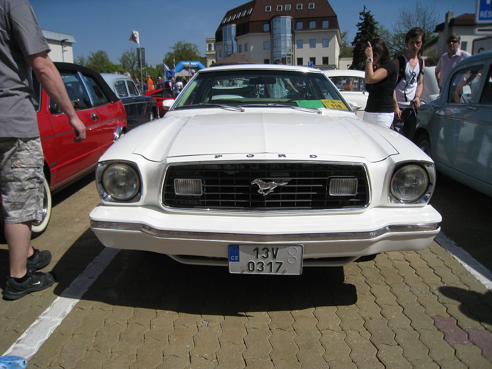 Ford Mustang II Ghia 2.8 V6, 1975