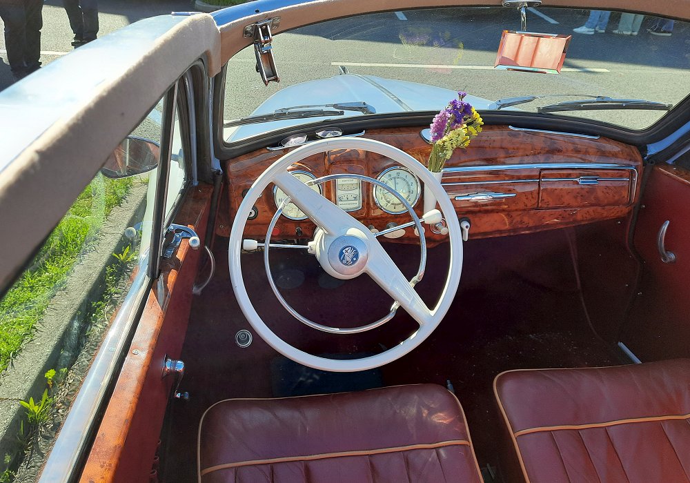 IFA F9 Cabrio-Limousine